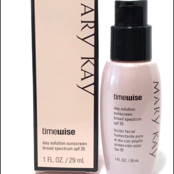 2 x Mary Kay Day Solution - SPF EXP 2014